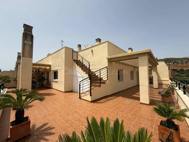 Atico duplex con vistas al mar en El Pinillo, Torremolinos