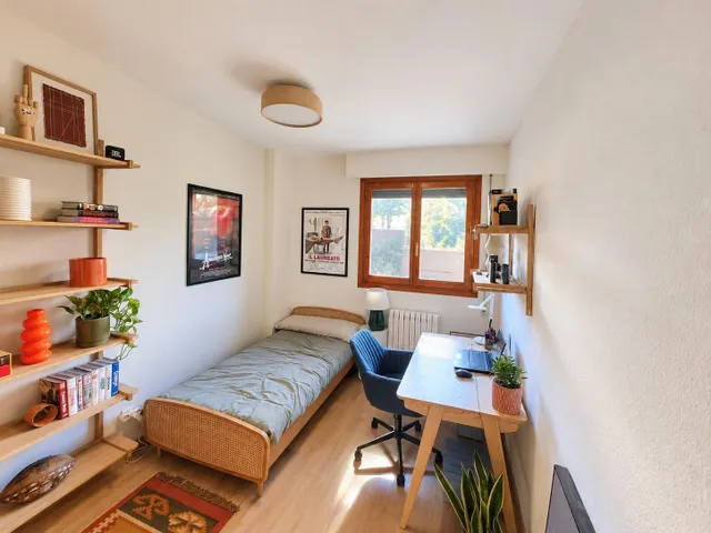 ¡piso reformado en actur, totalmente exterior y con espectacular terraza! — 23