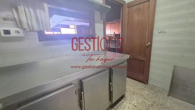 LOCAL COMERCIAL EN LA PENILLA. - foto 4