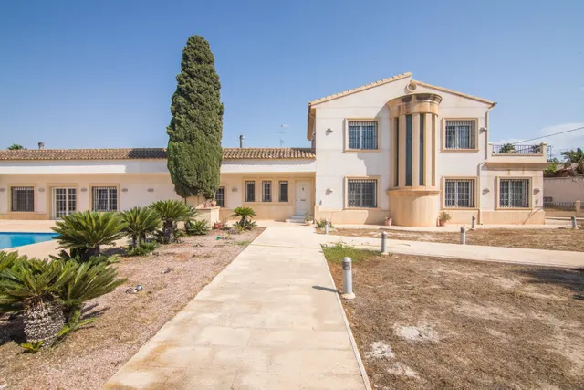 VILLA DE LUJO - PEÑA ÁGUILAS — 2