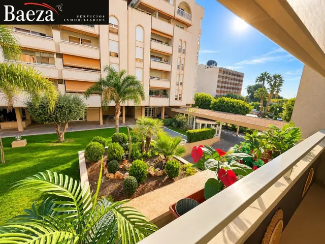 AMPLIA VIVIENDA DE 3 DORMITORIOS CON GRAN TERRAZA, PATIO PRI