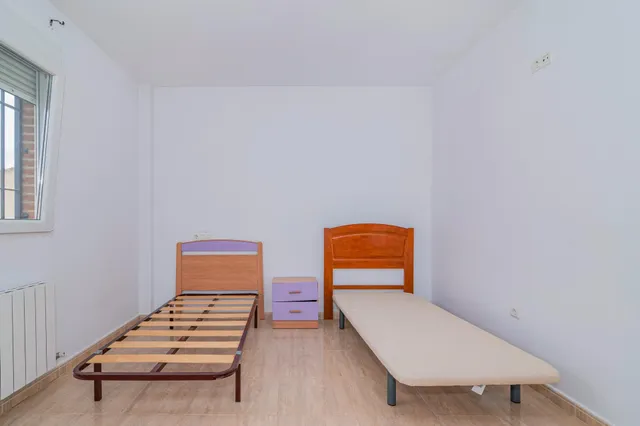 Chalet en venta en la mejor zona de ATARFE — 23