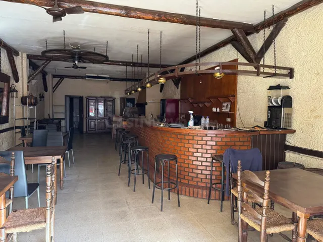 Local Comercial en el Centro de Roses · 120 m2 · 2 Salidas d - foto 2