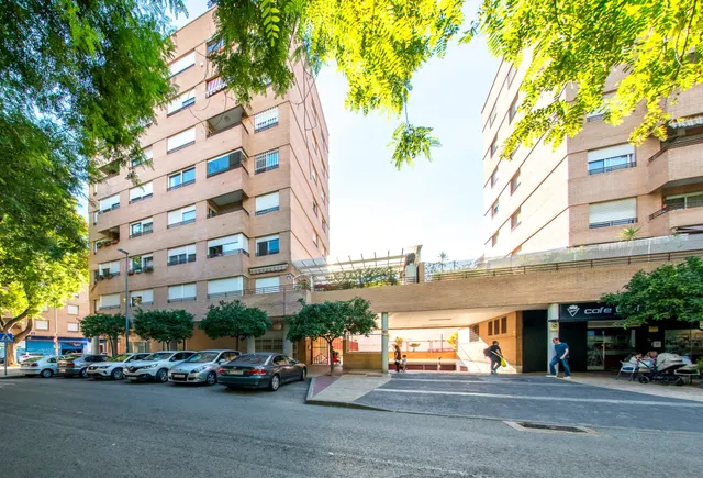 Preciosa vivienda a un paso del centro de la ciudad — 38