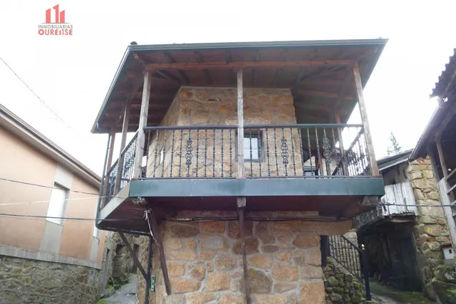 VIVIENDA PARA RESTAURAR EN BARBADAS ZONA BENTRACES - LOIRO - foto 2