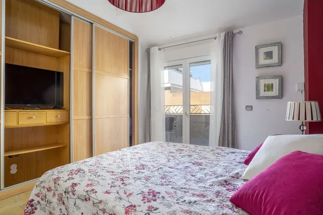Adosado 6 habitaciones 276m² en venta - Centro — 24