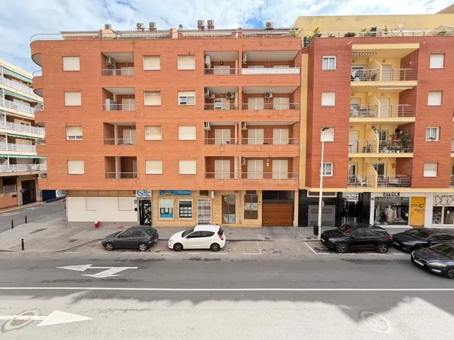 Apartamento 4 habitaciones 107m² en venta - Estacion de autobuses — 30