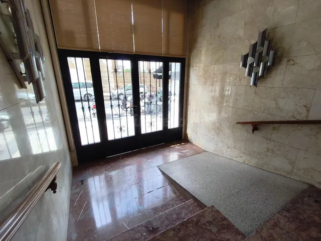 Piso de 54m2 útiles AMUEBLADO. Distribuido en dos dormitorios, salón, cocina y baño — 3