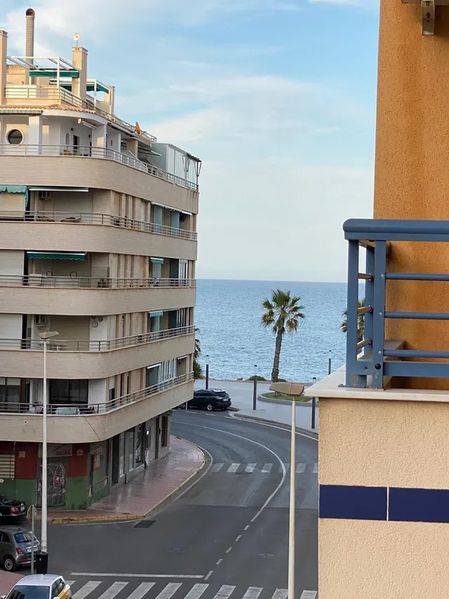 Apartamento a 50 metros del mar en Torrevieja — 8