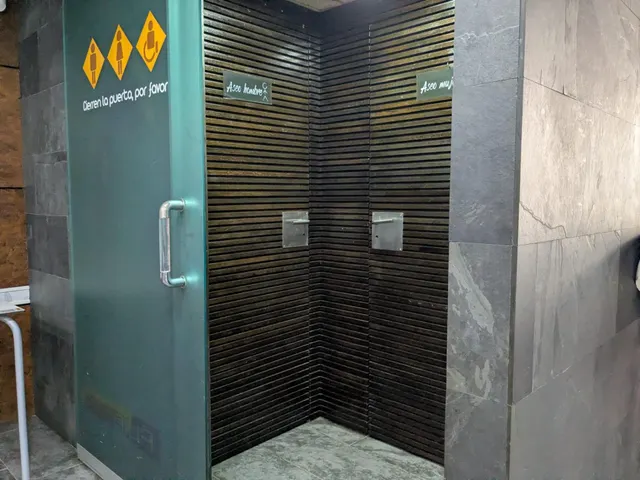Local comercial 111m² en venta - Villananitos — 14