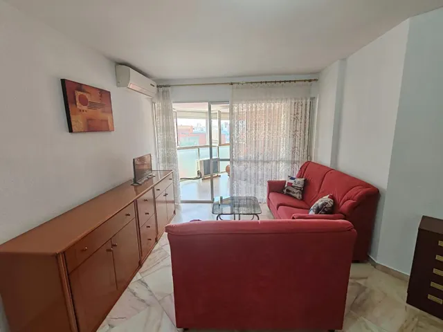Apartamento amueblado vivienda habitual - foto 2