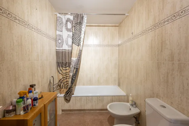 PISO VPO DE CUATRO DORMITORIOS CON GARAJE EN PADRE CLARET — 22
