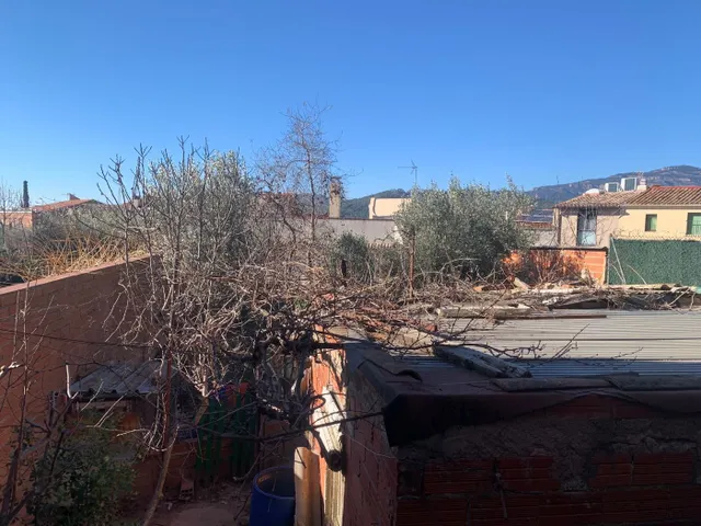 TERRENY EN VENDA AL CASC ANTIC — 6