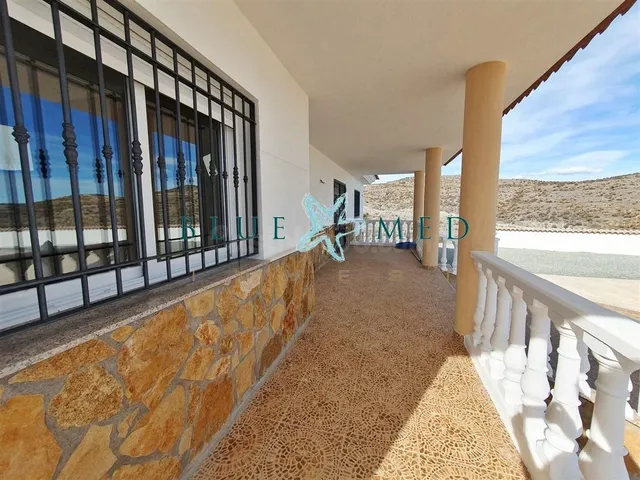 CHALET CON VISTAS A LA MONTAÑA MUY CERCA DE PUERTO LUMBRERAS - foto 4