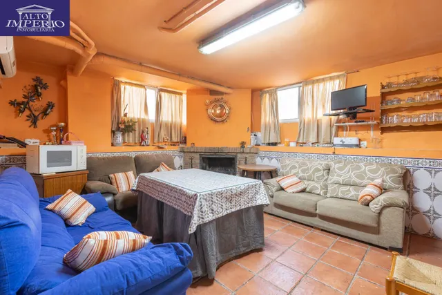 Casa independiente a 5 minutos de Granada en buen estado para entrar a vivir — 19