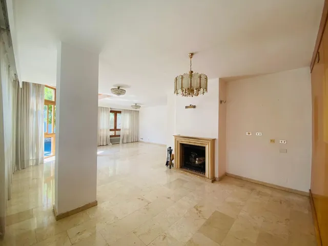 ✨ Amplio piso con gran potencial en Santa Catalina ✨ — 10