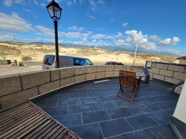 Chalet Adosado en San Miguel de Tajao. Arico - foto 3