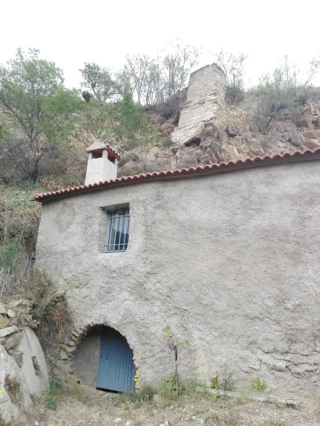 VENTA DE TERRENO RÚSTICO CON NAVE CORTIJO EN TAHAL, ALMERÍA. - foto 3