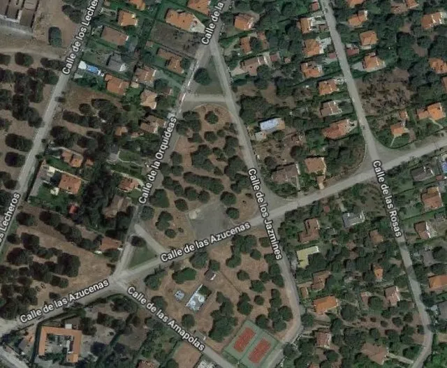 Urbis te ofrece Parcela en venta dotacional en Urb. La Rad d