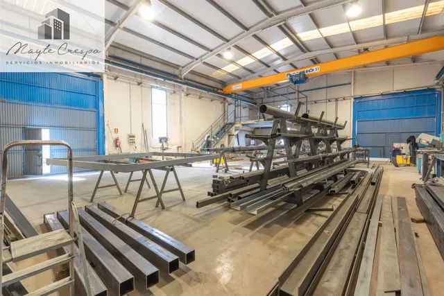 ¡Oportunidad única en Cijuela! Nave industrial lista para em - foto 4