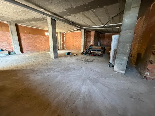 Local comercial en venta en Alzira - foto 5