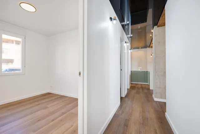 PRECIOSO APARTAMENTO TOTALMENTE REFORMADO CON VISTAS FRONTALES AL MAR — 23