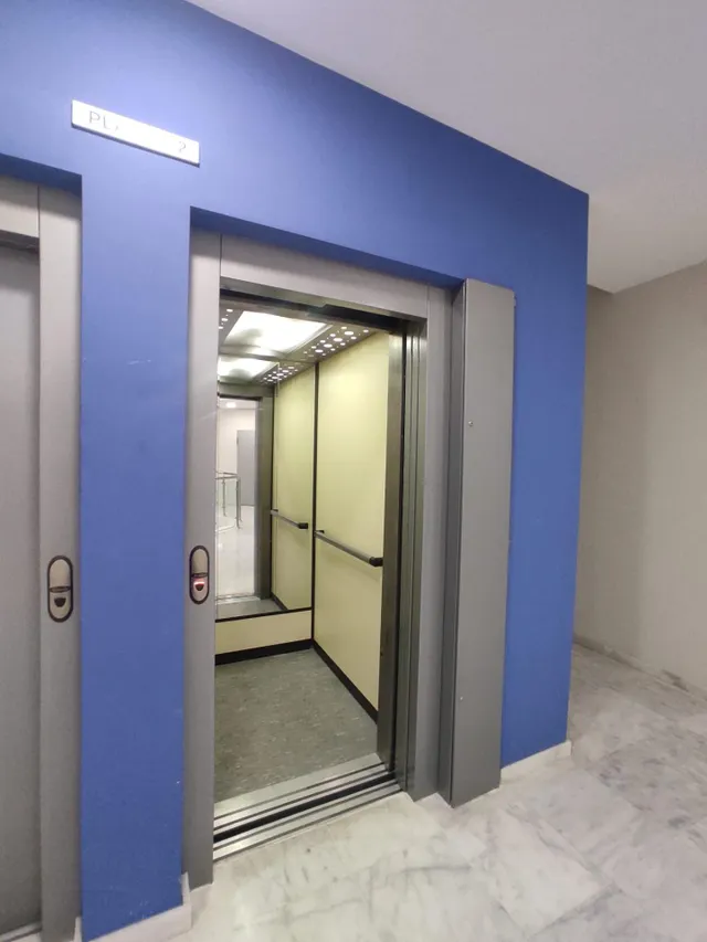 Oficina de alquiler en Edificio Gyesa Isla I — 12