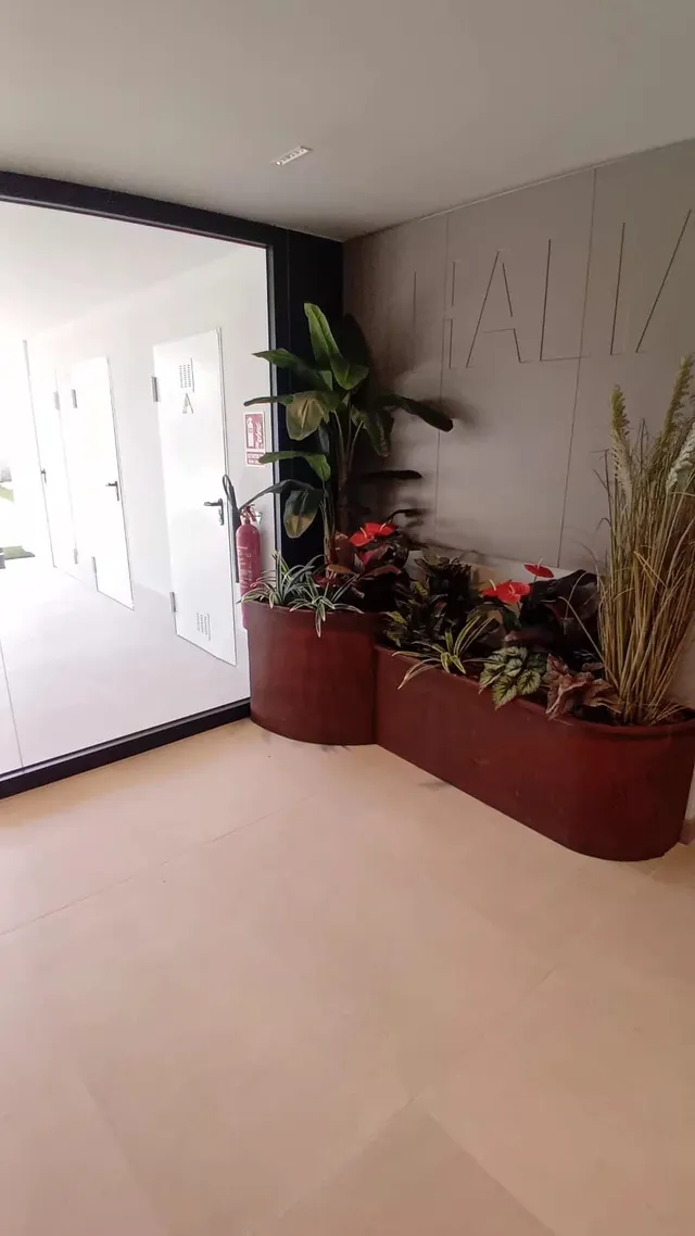 PISO DE NUEVA CONSTRUCCIÓN EN ZONA DE CIUTAT JARDÍ — 8