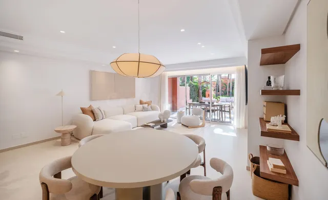 Villa 4 habitaciones 230m² en alquiler - Marbella - foto 3