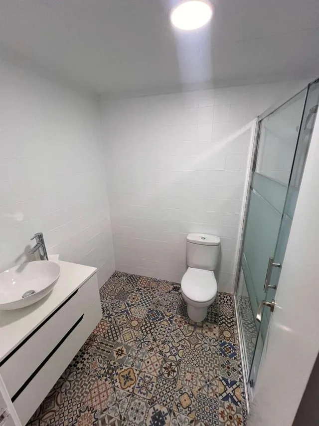 Fantastico apartamento totalmente reformado frente al puerto — 31