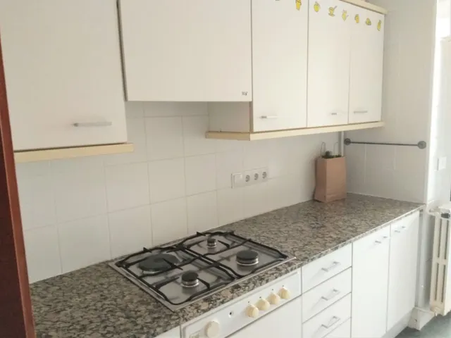 Piso en alquiler en avenida Icaria — 4