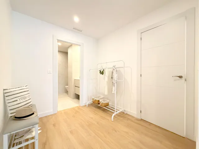 SE VENDE AMPLIO PISO DE DOS DORMITORIOS CON REFORMA A ESTRENAR EN ARRABAL - ZARAGOZA — 20