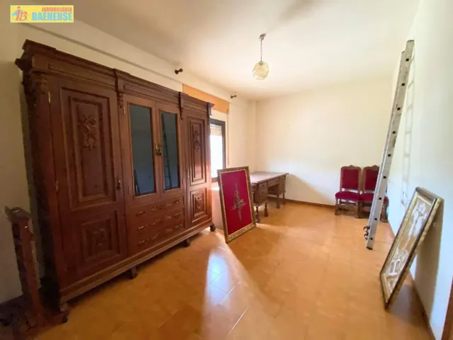 Chalet en venta — 19