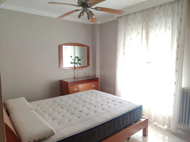 Impresionante Casa en Alquiler en la Chana - ¡Tu Nuevo Hogar - foto 5
