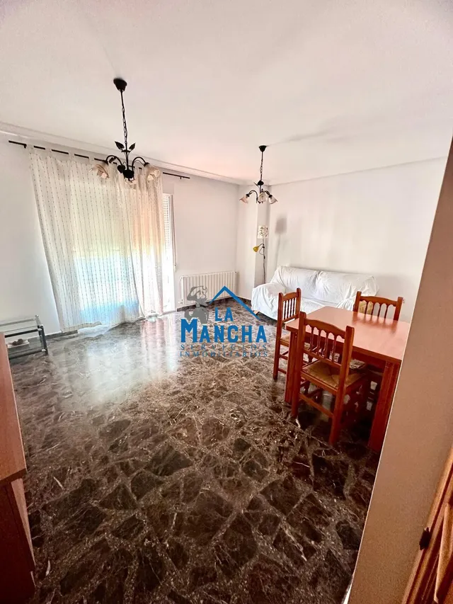 INMOBILIARIA LA MANCHA VENDE PISO ZONA CARREFOUR DE ALBACETE - foto 4