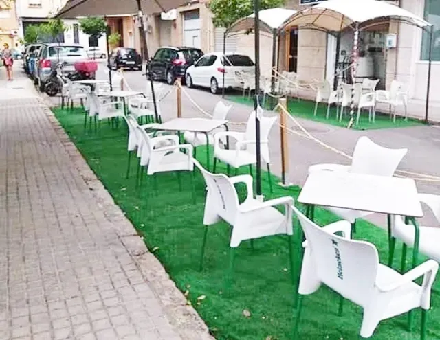 VENTA DE LOCAL RESTAURANTE CON LICENCIA DE ACTIVIDAD Y 30 AÑOS DE TRAYECTORIA EN MONCADA JUNTO CEU!! — 21