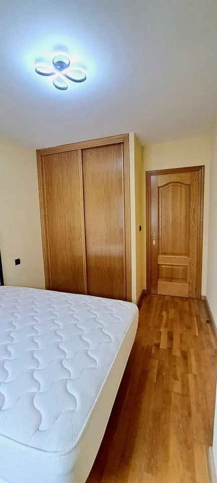 Amplio y Luminoso Piso en alquiler en Barrocanes, Ourense - Ideal para Familias — 41