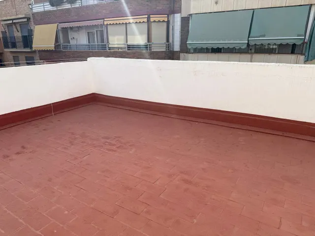 Amplio Piso en Santo Domingo, Alicante - Ideal para Familias — 7