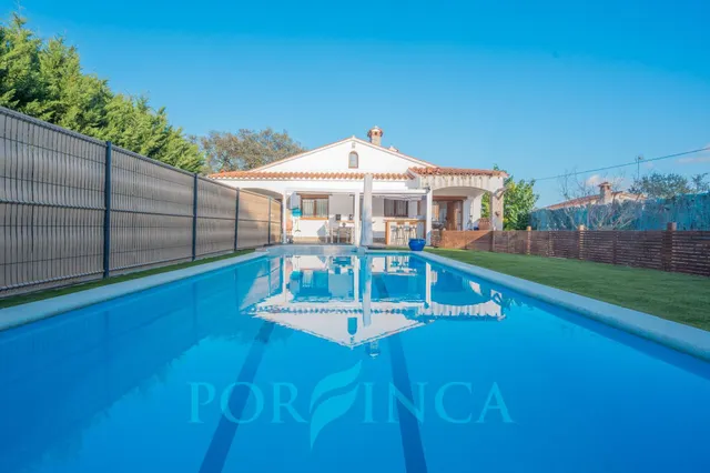Villa reformada con piscina privada en Can Carbonell, Caldes - foto 3