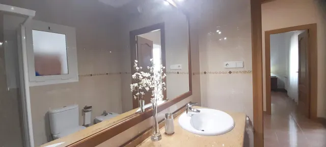 EDIFICIO DE 2 PLANTAS y 2 VIVIENDAS EN BARRIO DON JESÚS ALTA CALIDAD — 8