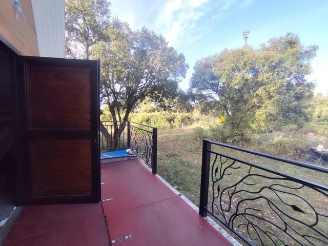 TERRENO CON VIVIENDA - foto 3