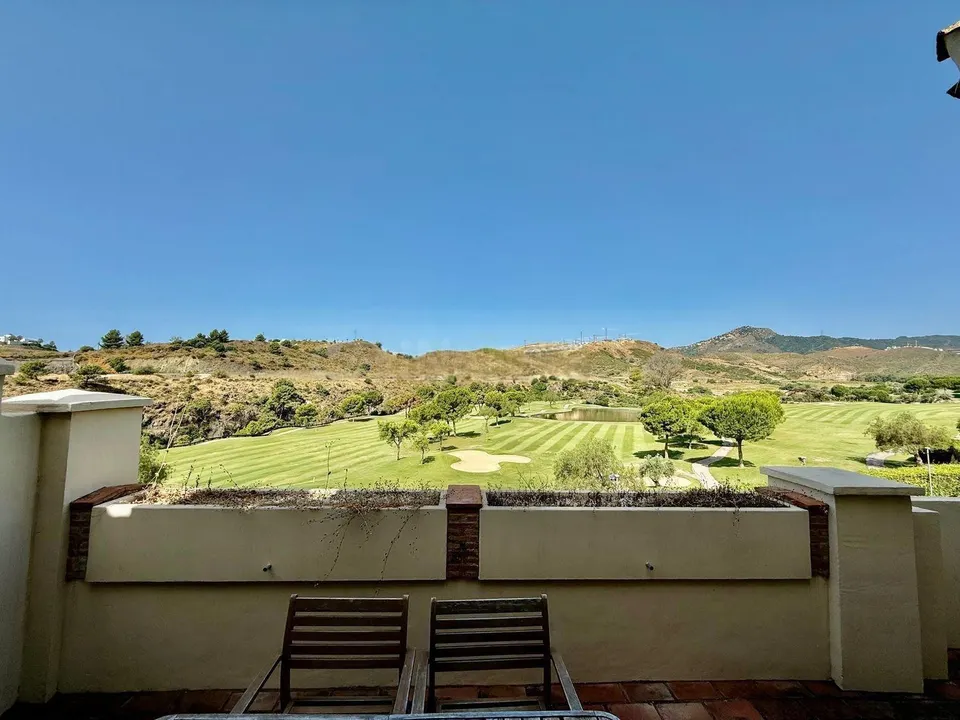 Exclusivo Apartamento en Capanes del Golf, Benahavís
