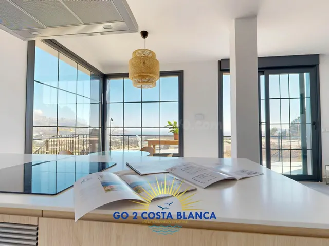 Pareado 3 habitaciones 323m² en venta - Urbanizaciones — 2
