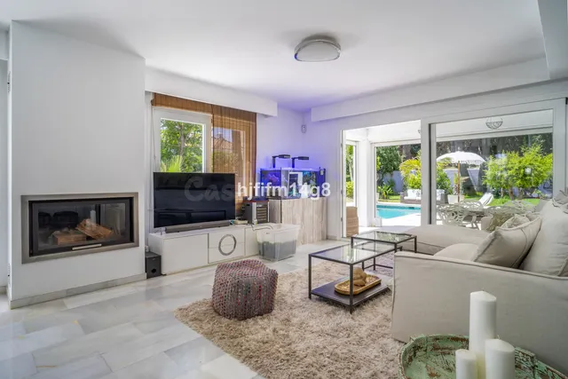 Chalet 4 habitaciones 239m² en venta - Marbella — 4