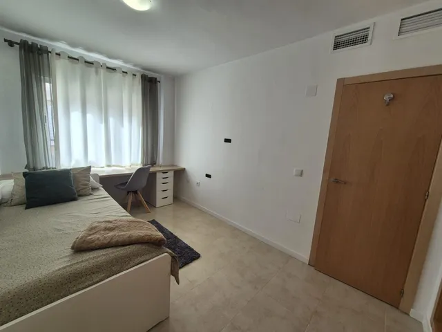 AMPLIA VIVIENDA CON TERRAZA PRIVADA, PLAZA DE GARAJE Y TRASTERO EN EL GARBANZAL, LA UNIÓN. — 24