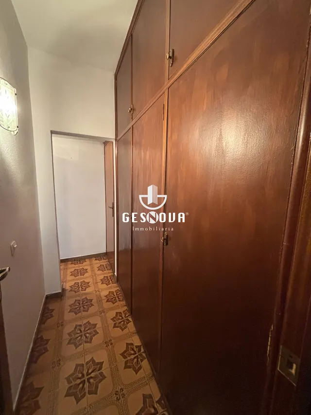 ¡PISO LUMINOSO CON ASCENSOR Y BALCÓN! — 18