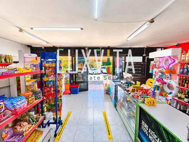 Traspaso de supermercado consolidado en Los Cristianos — 13