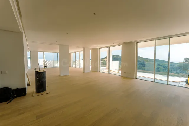 Apartamento 4 habitaciones 288m² en venta - Ojen pueblo - foto 2