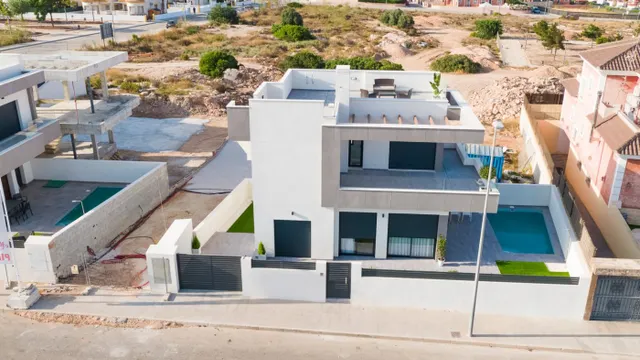 Chalet en los Montesinos — 6