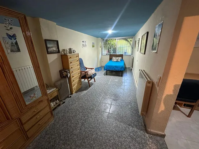 CASA INDEPENDIENTE EN METRO OPAÑEL DE 309 METROS CUADRADOS — 37